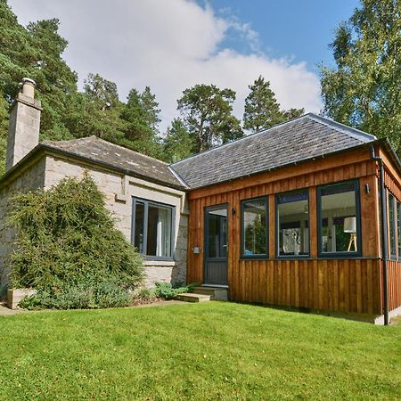 Amazing Cottage With Private Indoor Swim Pool And Hot Tub Grantown-on-Spey Eksteriør billede