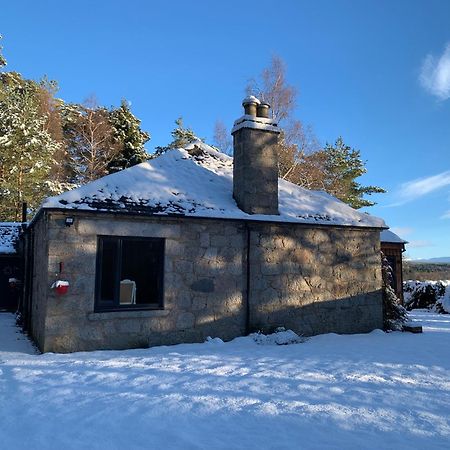 Amazing Cottage With Private Indoor Swim Pool And Hot Tub Grantown-on-Spey Eksteriør billede
