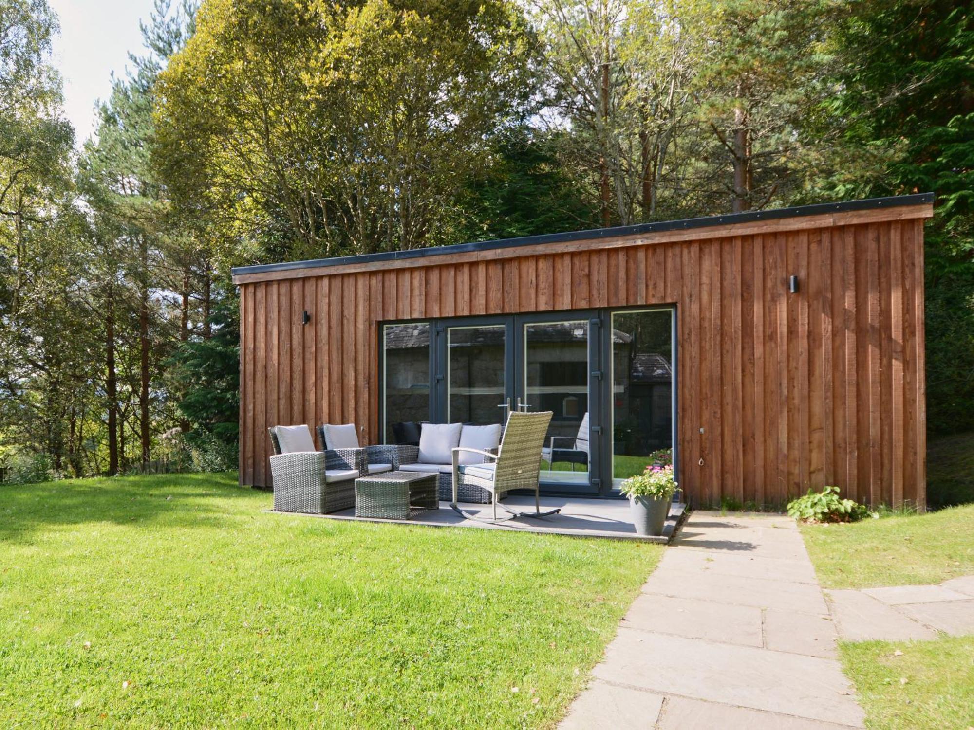 Amazing Cottage With Private Indoor Swim Pool And Hot Tub Grantown-on-Spey Eksteriør billede