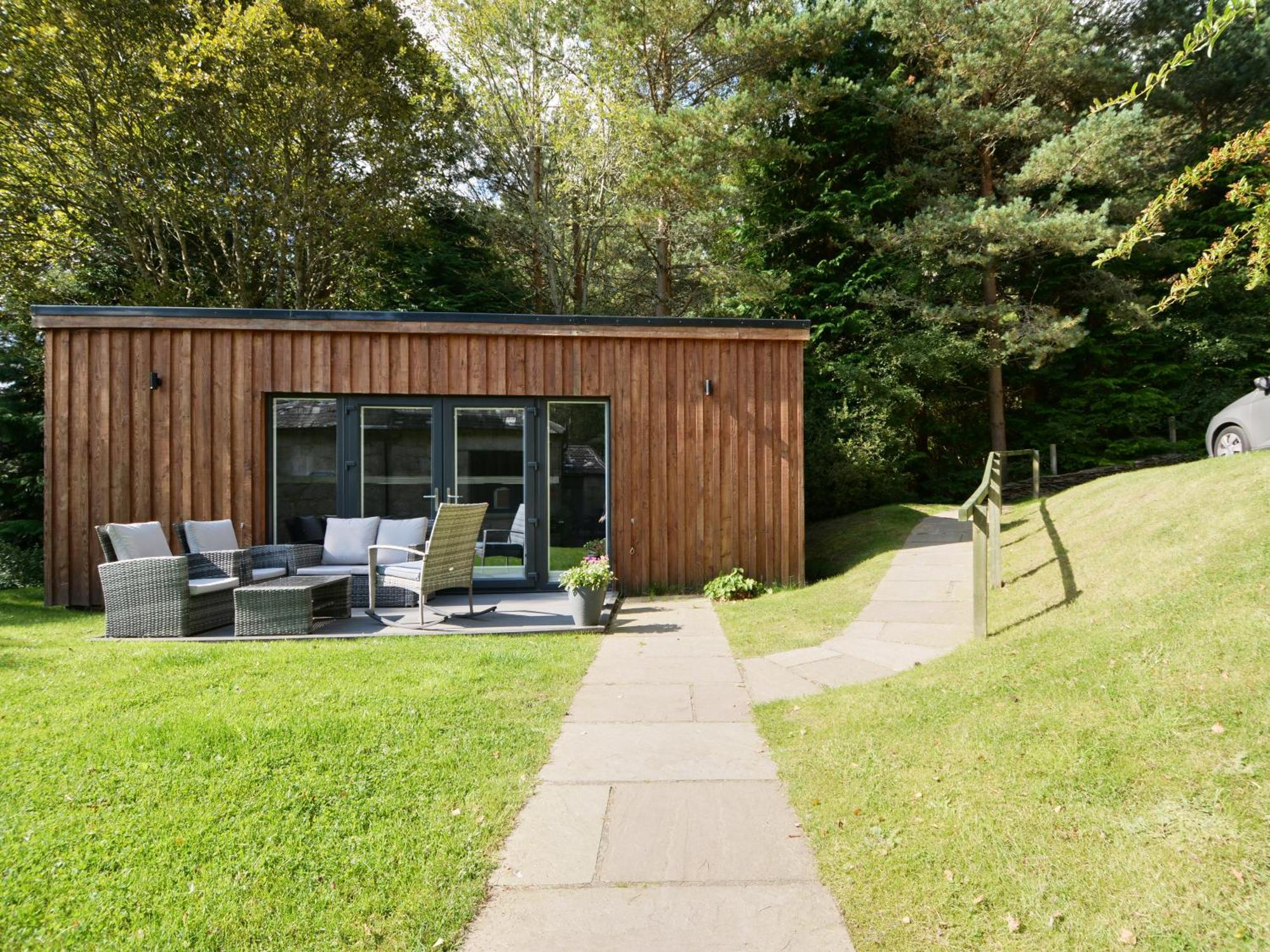 Amazing Cottage With Private Indoor Swim Pool And Hot Tub Grantown-on-Spey Eksteriør billede